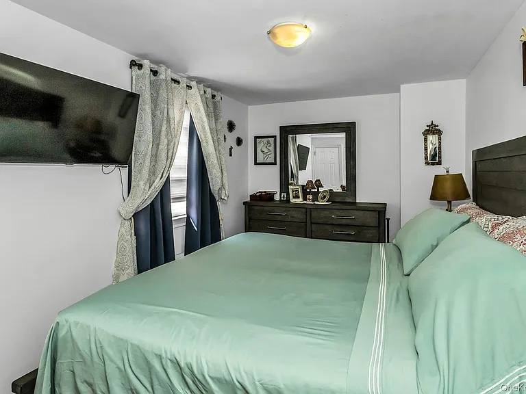 53 Carnation Ave #A — Photo 13