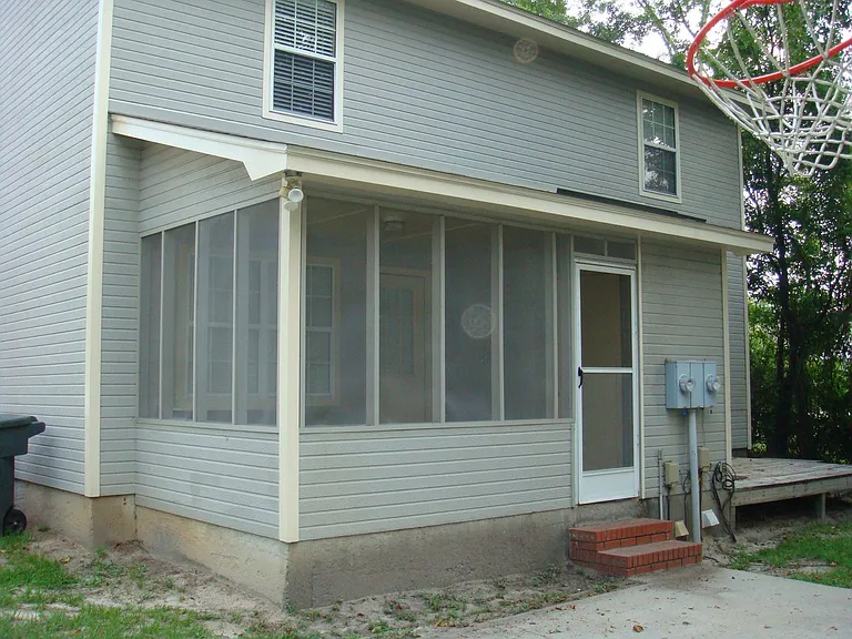 1455 Green St — Photo 7
