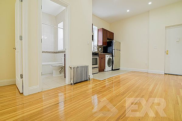 2nd image of 305 Clarkson Ave #10H