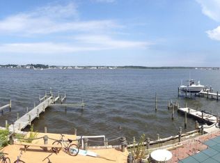 298 Cambourne Dr, Toms River, NJ 08753