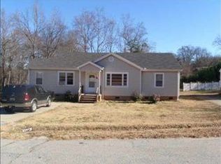 36 Heard Dr, Greenville, SC 29605