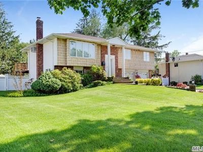 44 Scholar Ln, Commack, NY, 11725