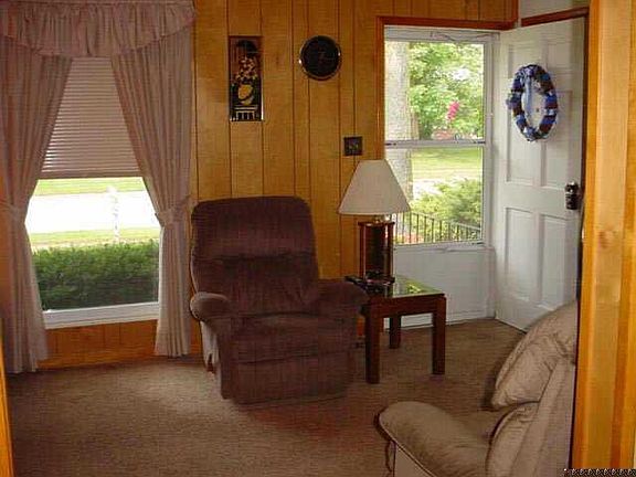 2nd image of 3501 N Jerome Ct