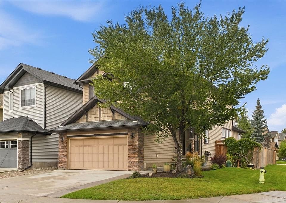 1st image of 117 S Brightonwoods Cres SE
