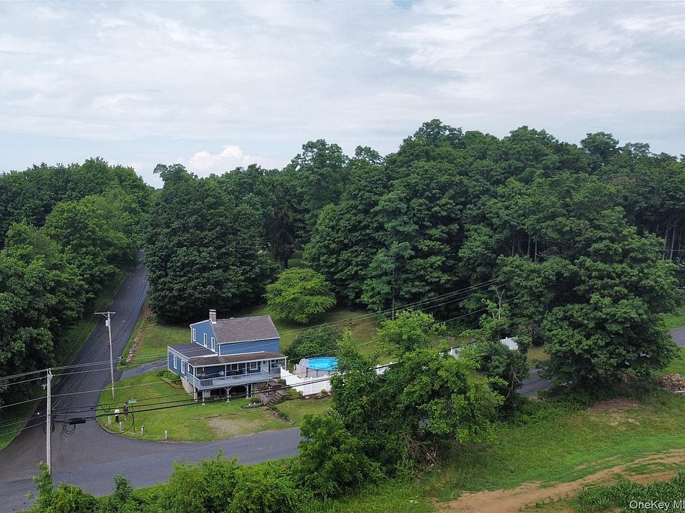 1st image of 319 Blue Hill Road