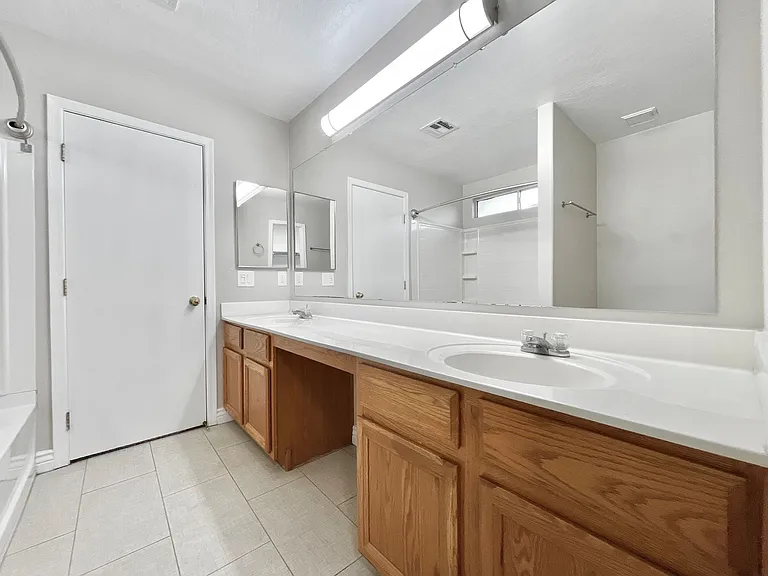 7253 W State Ave — Photo 20