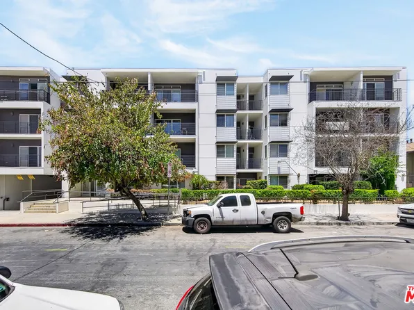3061 W 12th Pl Unit 207, Los Angeles, CA 90006