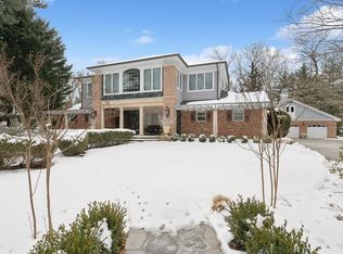41 Stony Hill Path, Smithtown, NY 11787