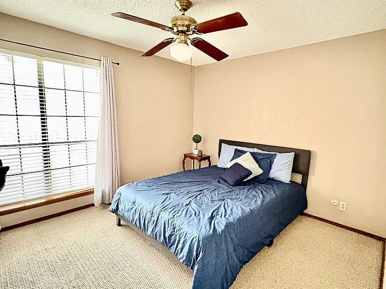 8633 Datapoint Dr #272 — Photo 10