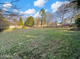 1049 NE Virginia Ave, Gainesville, GA 30501