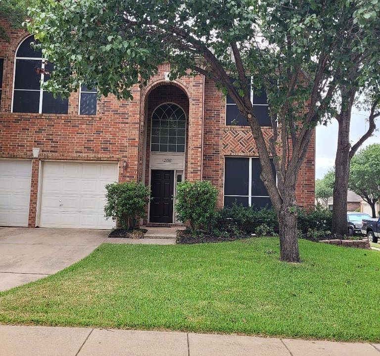 1st image of 2100 Royal Oak Dr