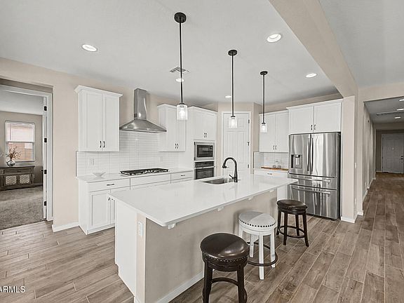 5th image of 11081 W HADLEY Street