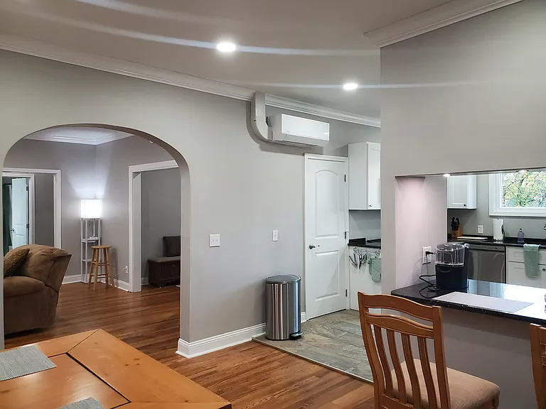210 S Lynn Ave — Photo 39