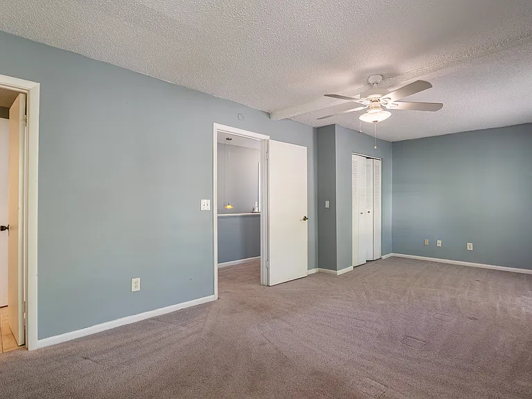161 Wood Ct — Photo 12