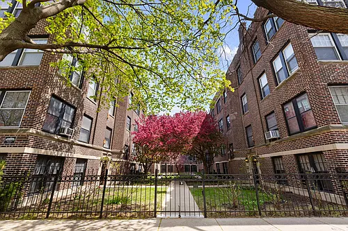 5332 S Cornell Ave #1 Photo 1