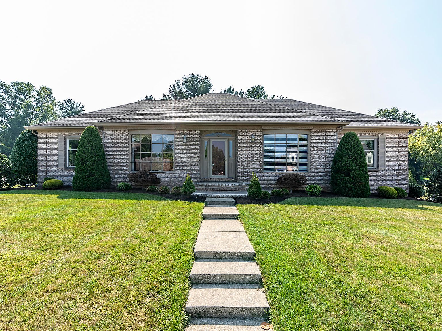 2124 Marquesas Ln Lexington KY 40509 Zillow   292bbeaa39700596429e5119ab05a823 Cc Ft 1536 