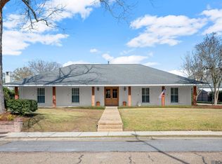 9325 Blueridge St, Baton Rouge, LA 70809