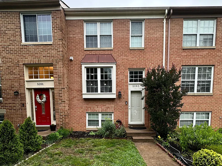 5203 Harbor Court Dr — Photo 1