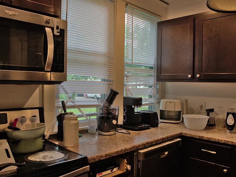 311 W Columbia Ave #1 — Photo 24