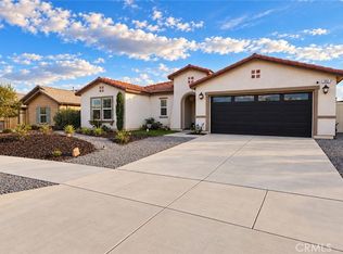 553 Hedgewood St, Hemet, CA 92543