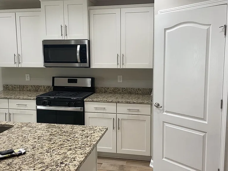 83408 Barkestone Ln #83408 — Photo 5