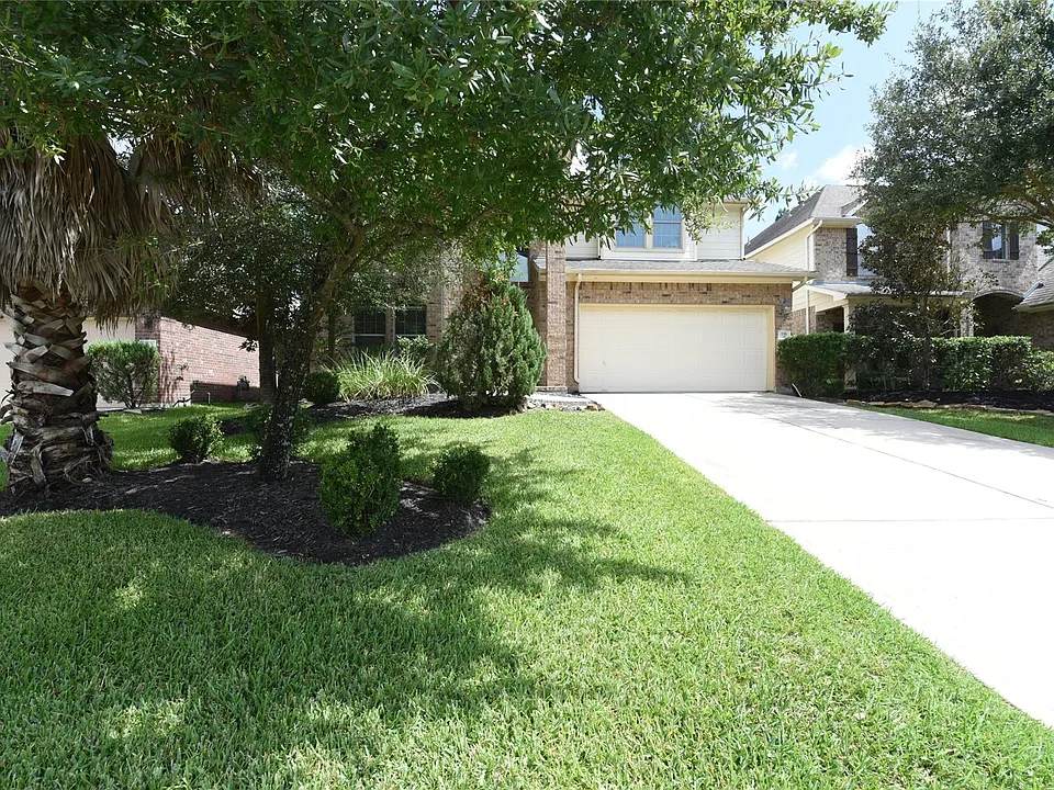 118 E Lasting Spring Cir