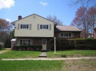 2204 Mark Ct, Silver Spring, MD 20910