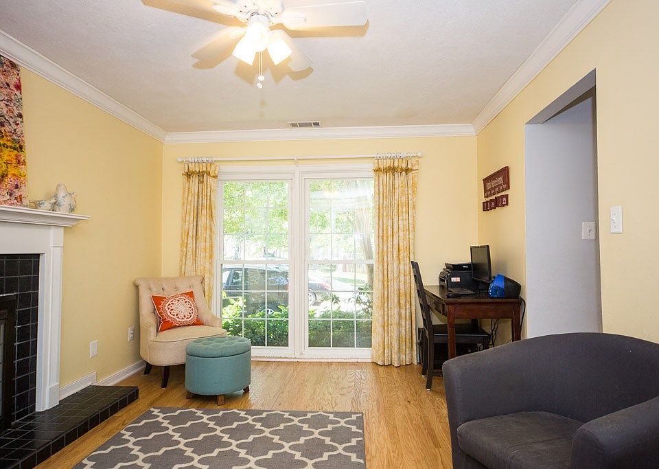 1st image of 500 Azalea Dr