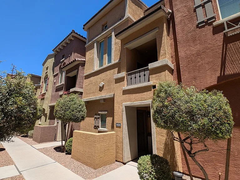 240 W Juniper Ave #1124 — Photo 3