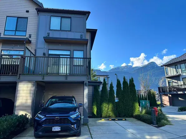 38015 Fairwater Pl, Squamish, BC V8B 2A1