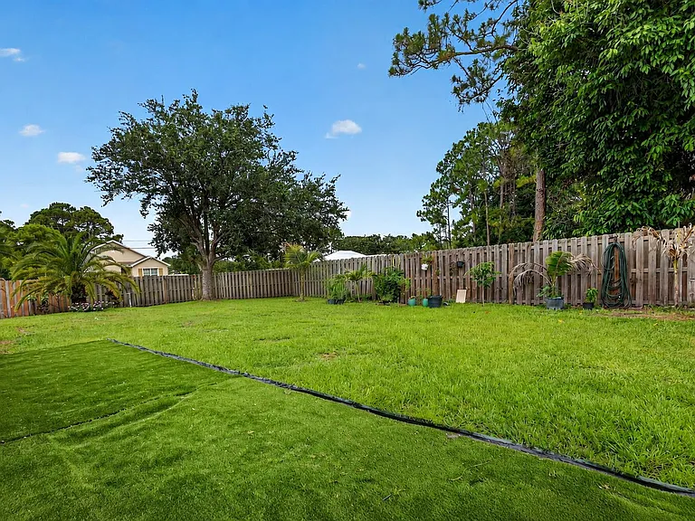 1571 SW Hunnicut Ave — Photo 21