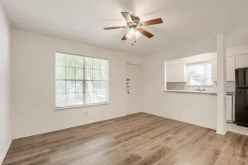 3119 Tom Green St #2 Photo 1