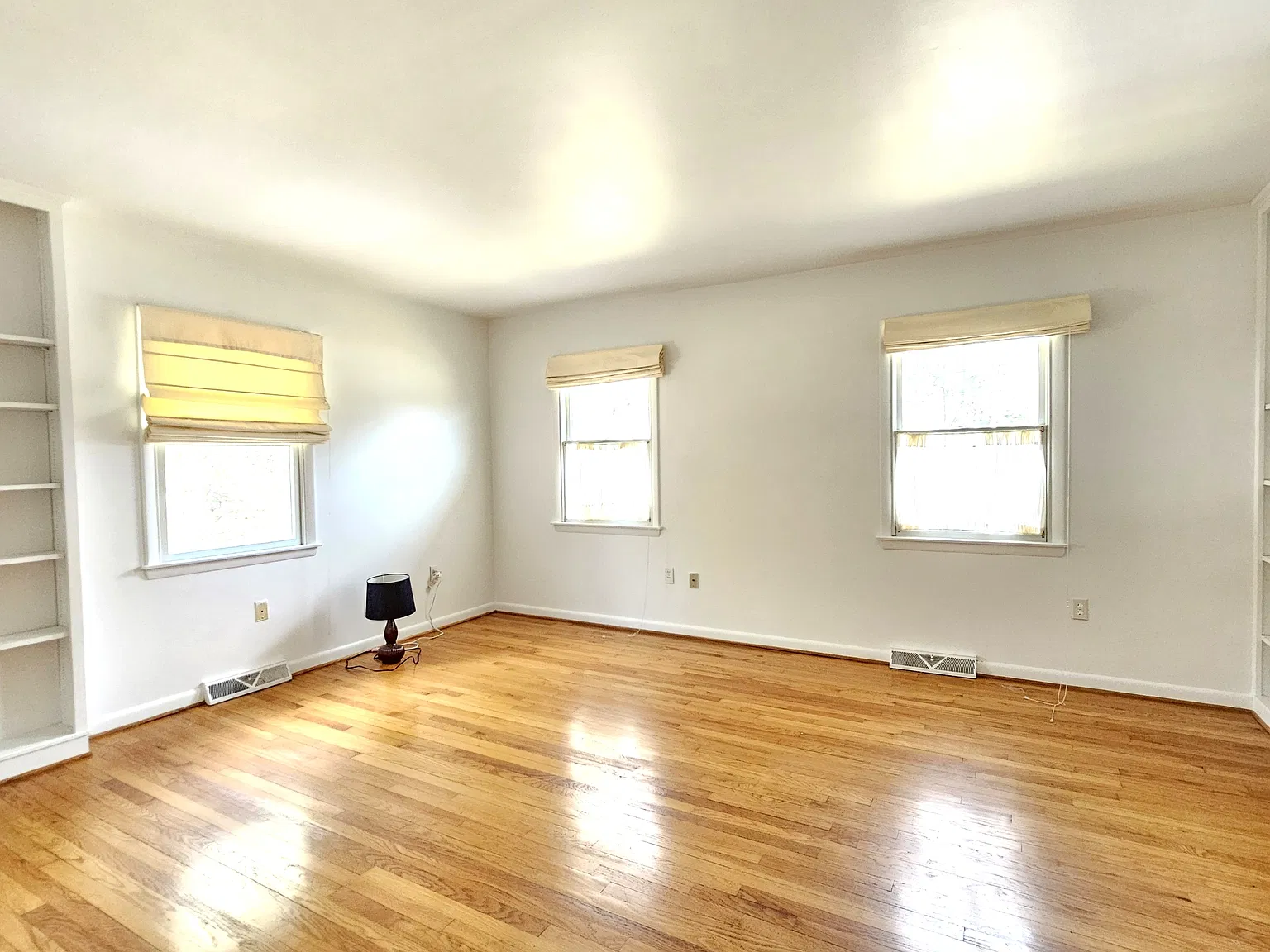 103 Shawnee Circle - 1 — Photo 2