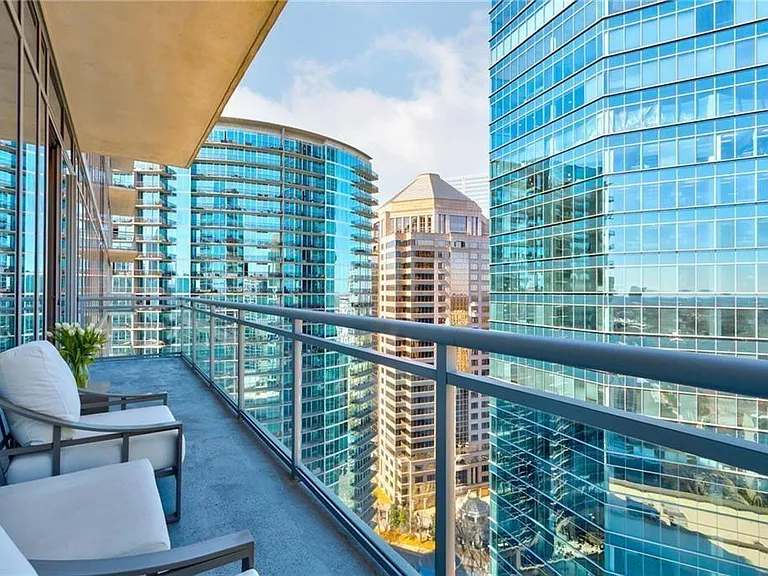 1065 Peachtree St NE #3105 — Photo 42
