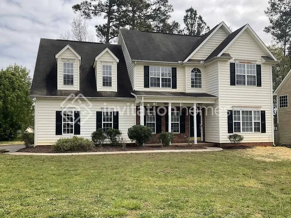 9311 Highrock Dr, Waxhaw, NC 28173