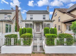 10921 215th St, Queens Village, NY 11429