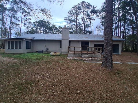3rd image of 141 Wenona Way