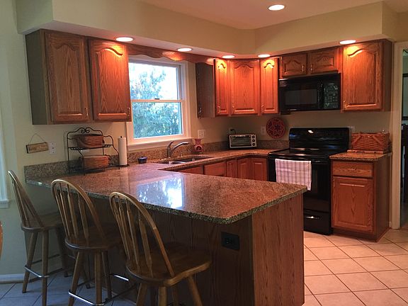 3rd image of 35522 Sourwood Pl