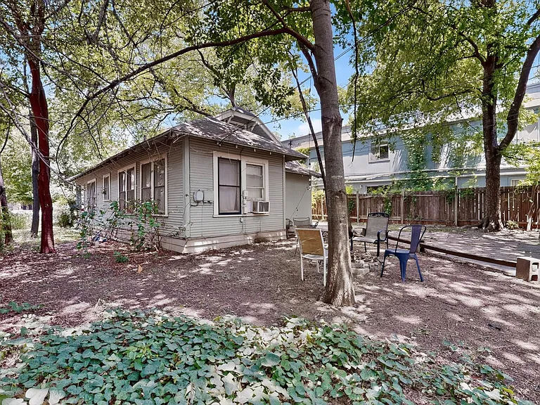 4205 Avenue B #GARAPT — Photo 29