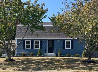 11 Black Pond Rd, Mansfield, MA 02048