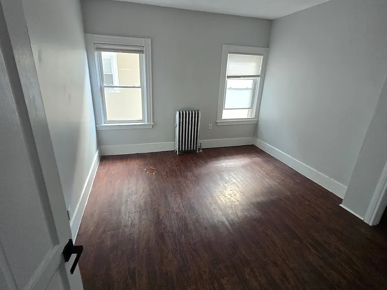 25 Brighton St #3 — Photo 8