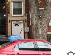 7229 N Damen Ave #1, Chicago, IL 60645