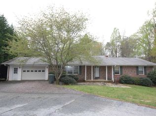 100 Maple Ave, Seneca, SC 29678