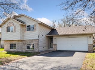 782 101st Ave NE, Blaine, MN 55434