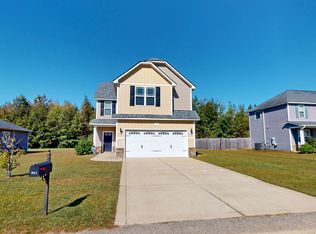 541 Roanoke Dr, Raeford, NC 28376