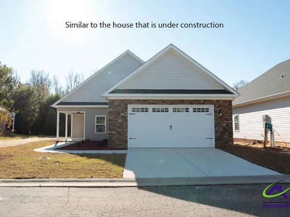 130 Fairway Oaks Dr, Perry, GA 31069