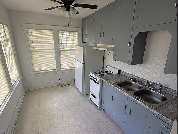 2nd image of 1206 39th St