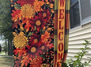 433 Wildwood Rd, Northvale, NJ 07647