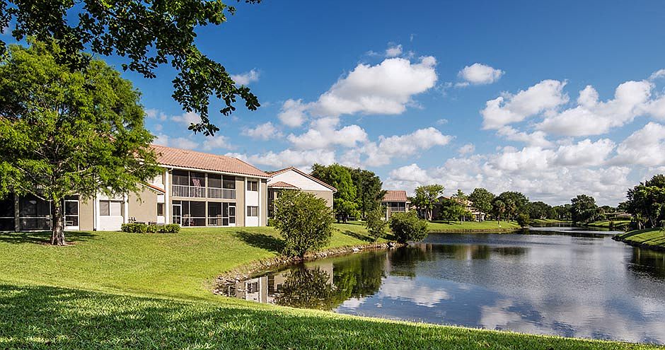 Pavilions at Deer Chase ; Deerfield Beach, FL