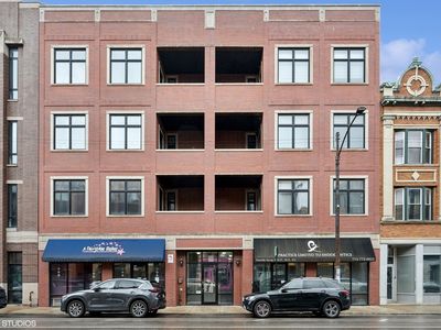 2245 W North Ave APT 203, Chicago, IL, 60647